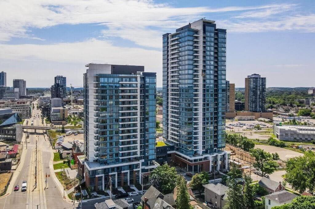 Stylish 2Br Condo - Balcony - Stunning City View Kitchener Buitenkant foto